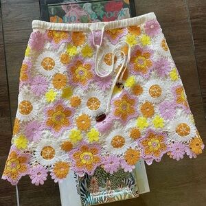 SOLD❌ Crochet floral mini skirt